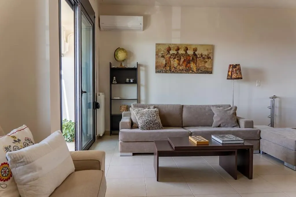 Maisonette With Exclusive Private Parking Chania